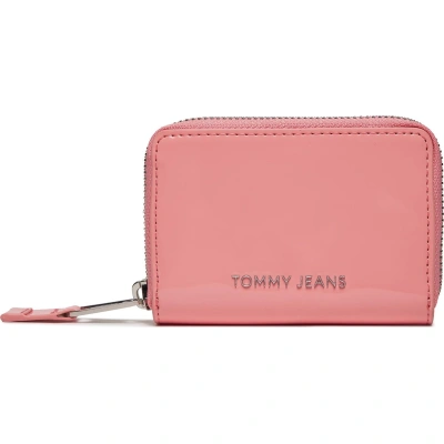 Malá dámská peněženka Tommy Jeans Tjw Ess Must Small Za Patent AW0AW15935 Tickled Pink TIC
