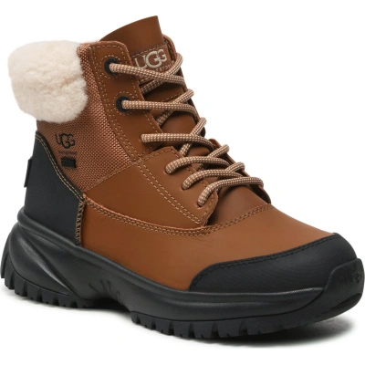 Turistická obuv Ugg W Yose Fluff V2 1130901 Che